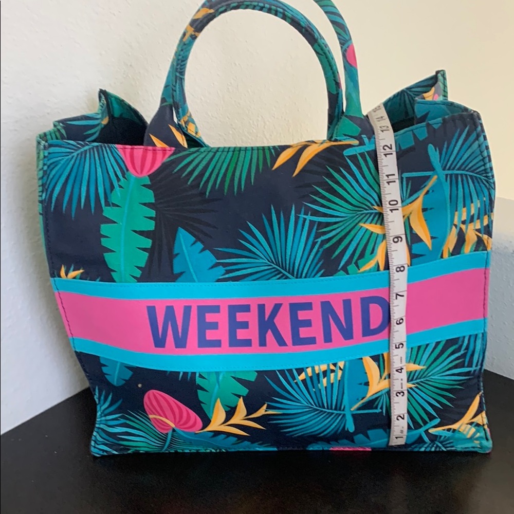 NWOT No Boundaries Tropical Leaf Travel Bag - Black, Pink, Green - Picture 2 of 8